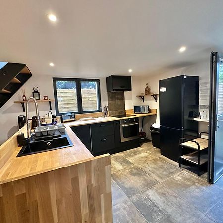 La Ptite Maison Proche Rouen La Vaupalière Buitenkant foto